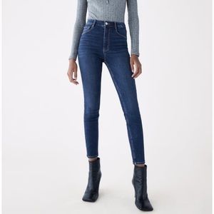 Zara High Waist Sculpt Jeans
